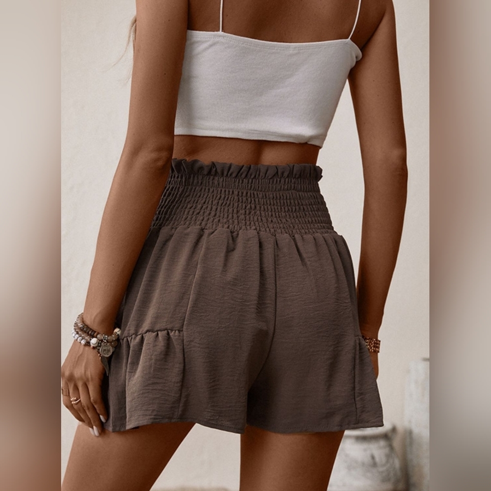 Tie Front Smocked Shorts - Picture 6 of 6